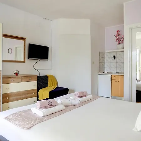 Apartment Studio Hvar 5706b *